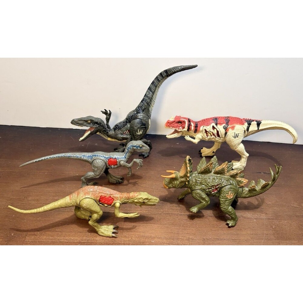 Lot of 5 Jurassic Park World Battle Damage Dinosaurs 2 growler light & sound